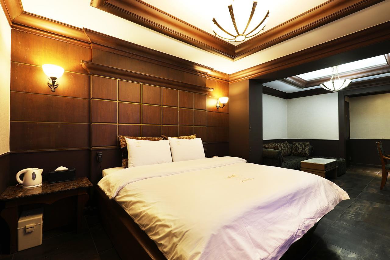Bucheon Sr Hotel Exterior photo