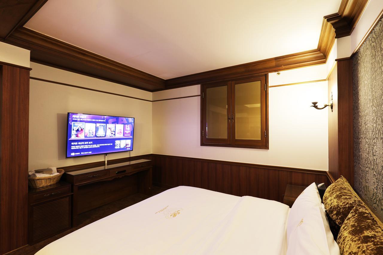 Bucheon Sr Hotel Exterior photo